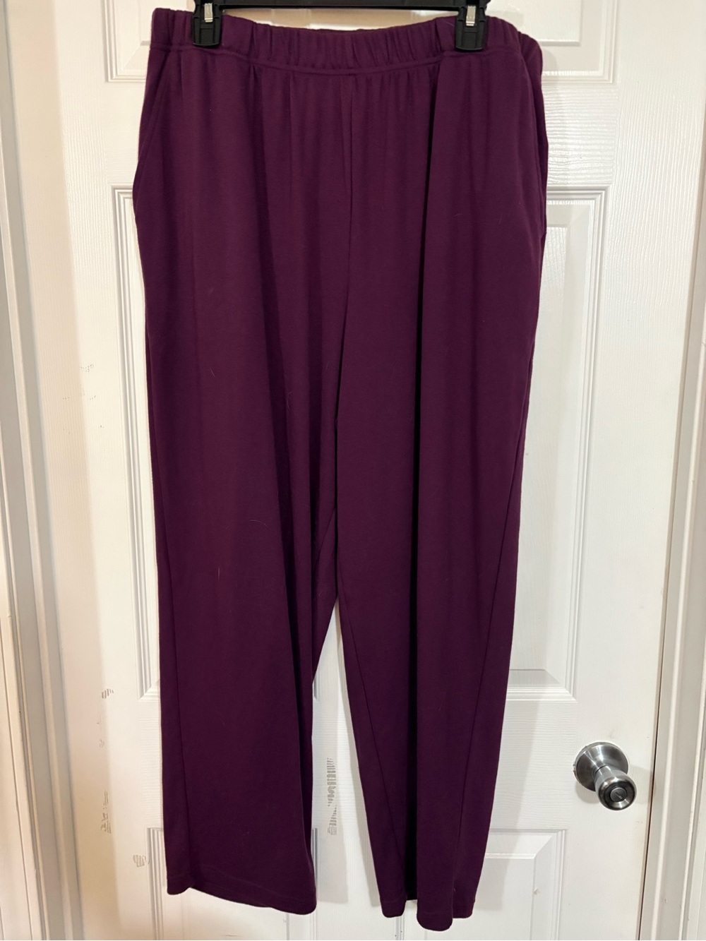 BNWOT Roaman’s soft knit pull on pants 1x petite dark berry color pockets